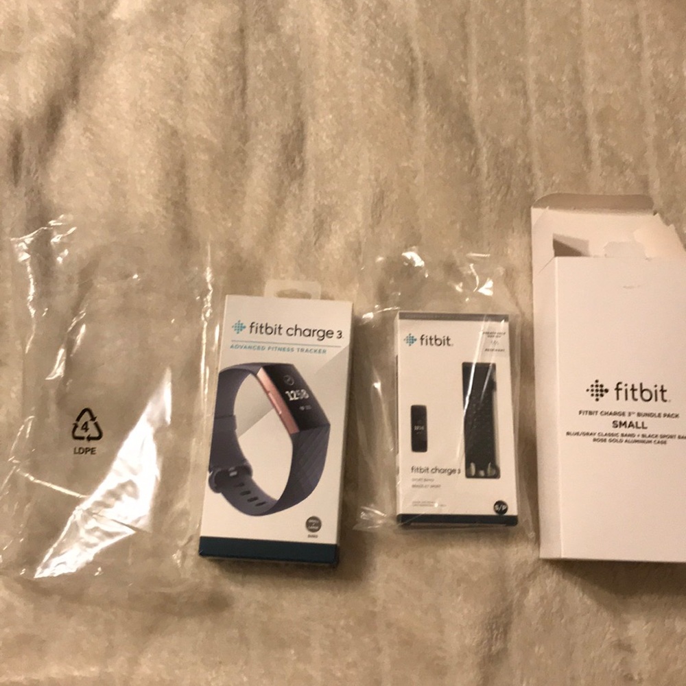 FITBIT CHARGE 3